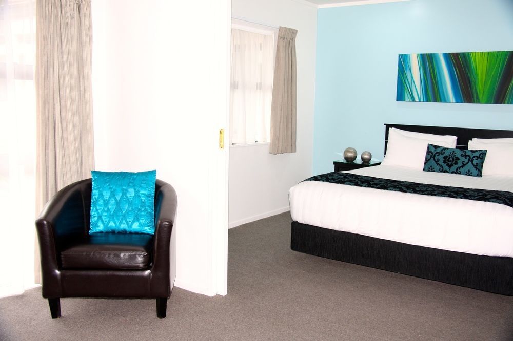Camelot On Ulster Motel Hamilton Buitenkant foto