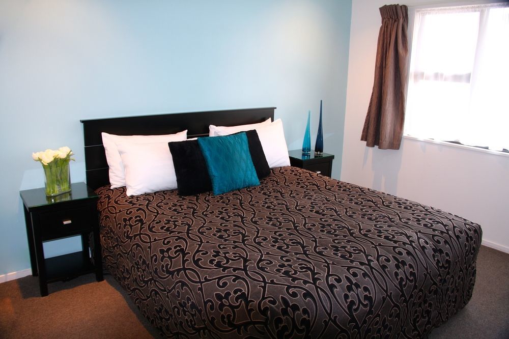 Camelot On Ulster Motel Hamilton Buitenkant foto